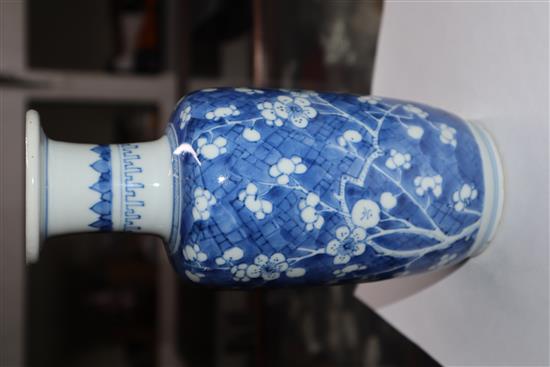 A Chinese Kangxi period blue and white vase